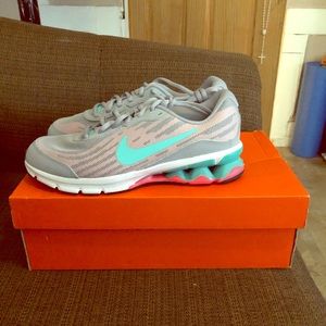 Nike Reaz Run sneakers